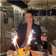 Sono qui per aiutarti a svolgere i tuoi compiti ed a spiegarti concetti non chiari !